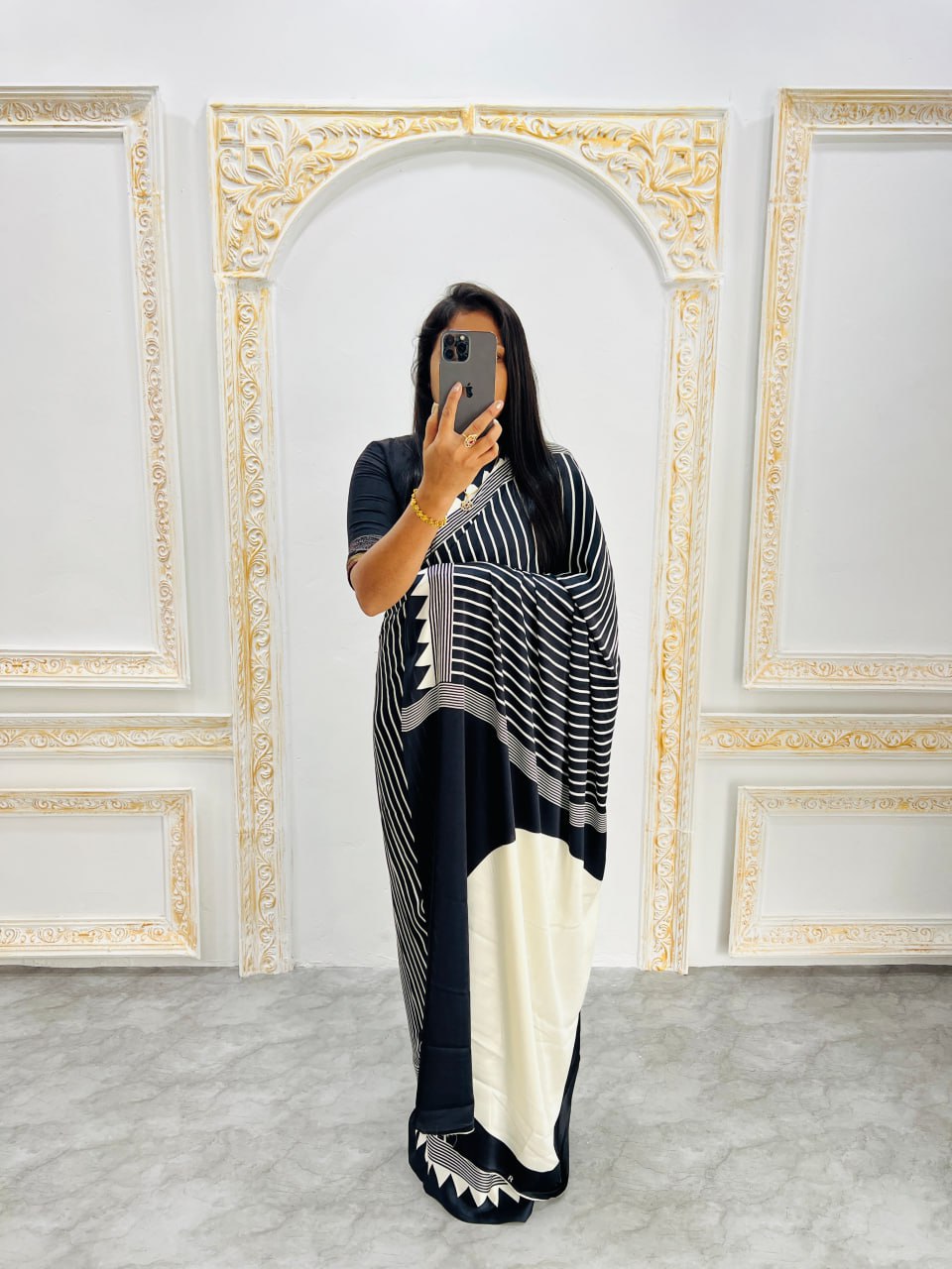 Black & White Saree with Bold White Circle Pallu – Modern Designer Look