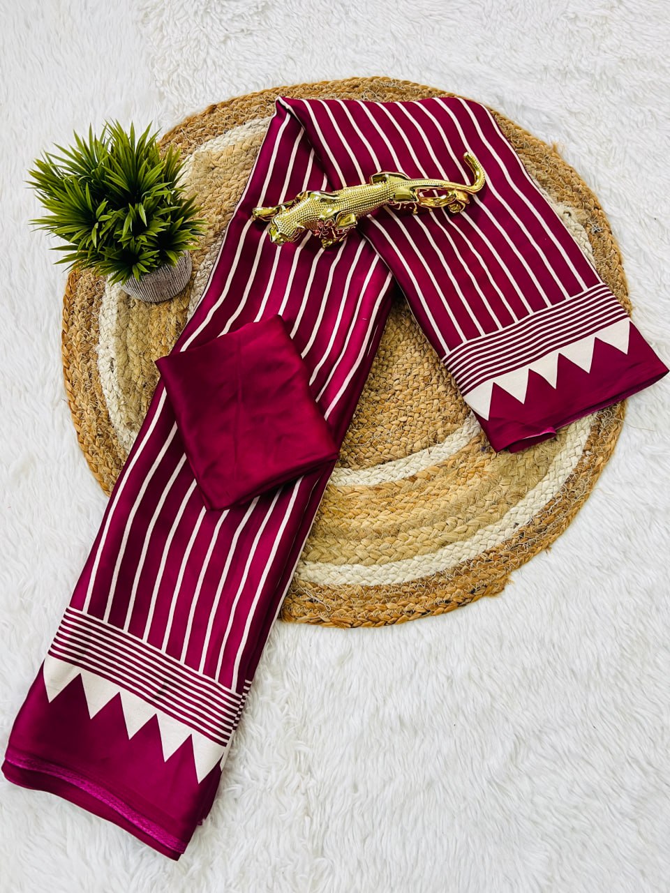 Chery & White Saree with Bold White Circle Pallu – Modern Designer Look