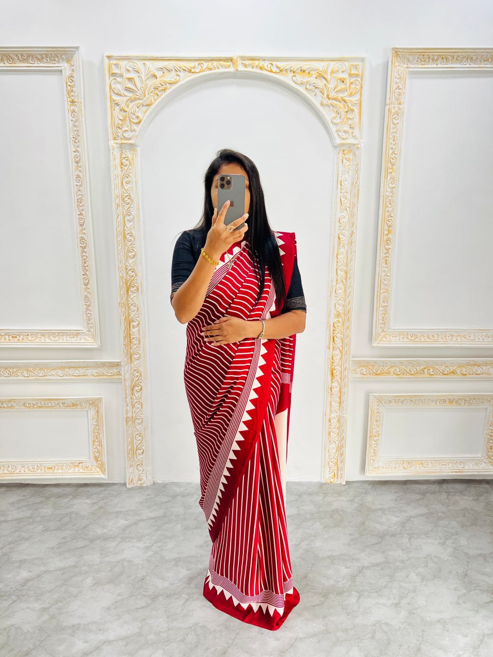 Maroon & White Saree with Bold White Circle Pallu – Modern Designer Look