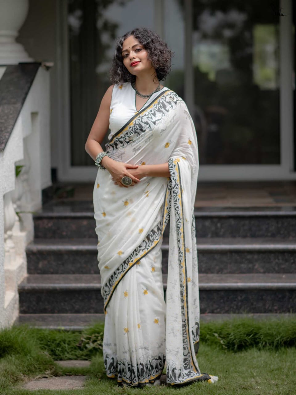 White Linen Digital Print Saree with Contrasting Border