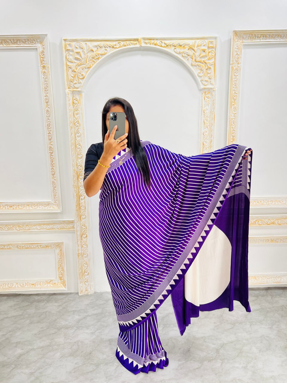 Purple & White Saree with Bold White Circle Pallu – Modern Designer Look
