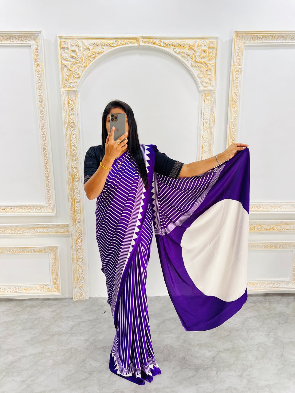 Purple & White Saree with Bold White Circle Pallu – Modern Designer Look