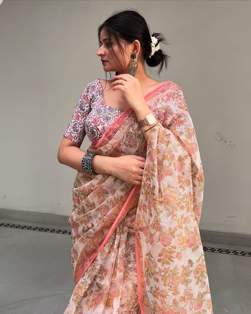 Soft Linen Saree with Pastel Floral Print and Peach Border