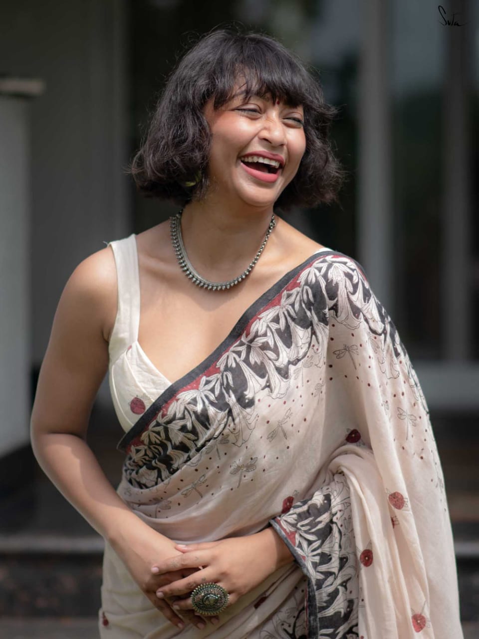 Cream Linen Digital Print Saree with Contrasting Border