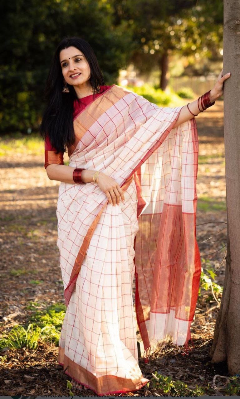 Classic Lightweight Linen Saree with Red Checked Pattern