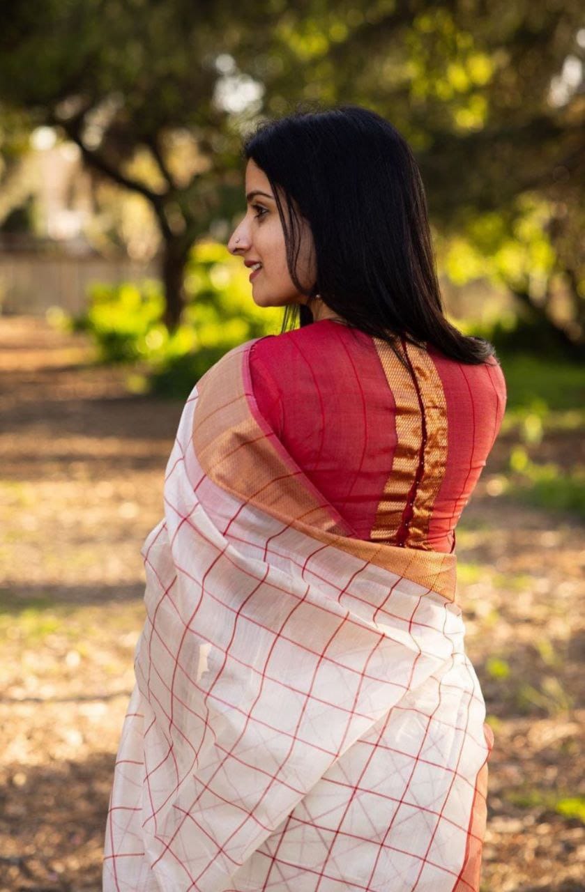 Classic Lightweight Linen Saree with Red Checked Pattern