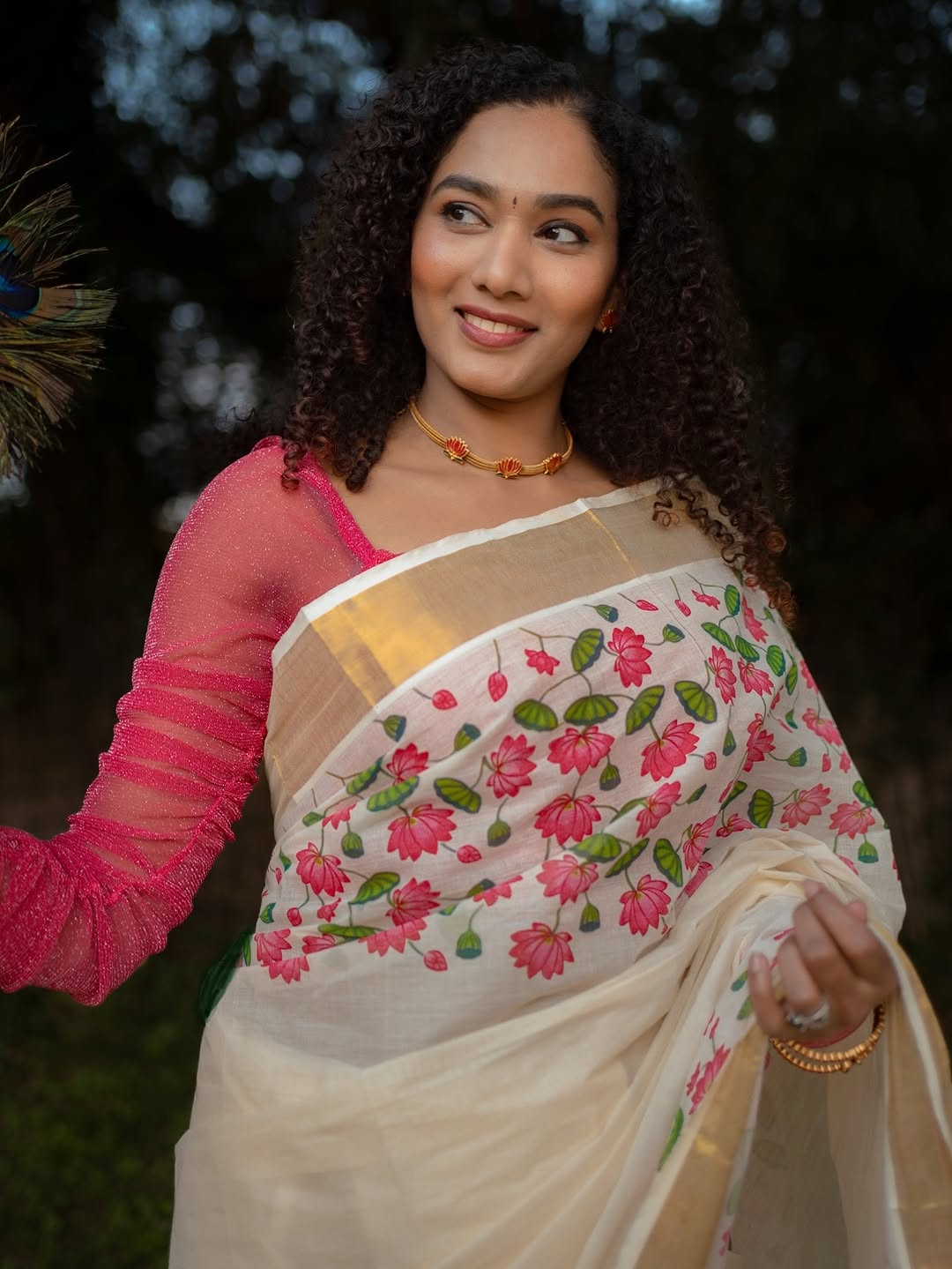 Elegant Linen Cotton Saree with Lotus Digital Print and Golden Border